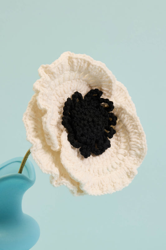 White & Black Poppy